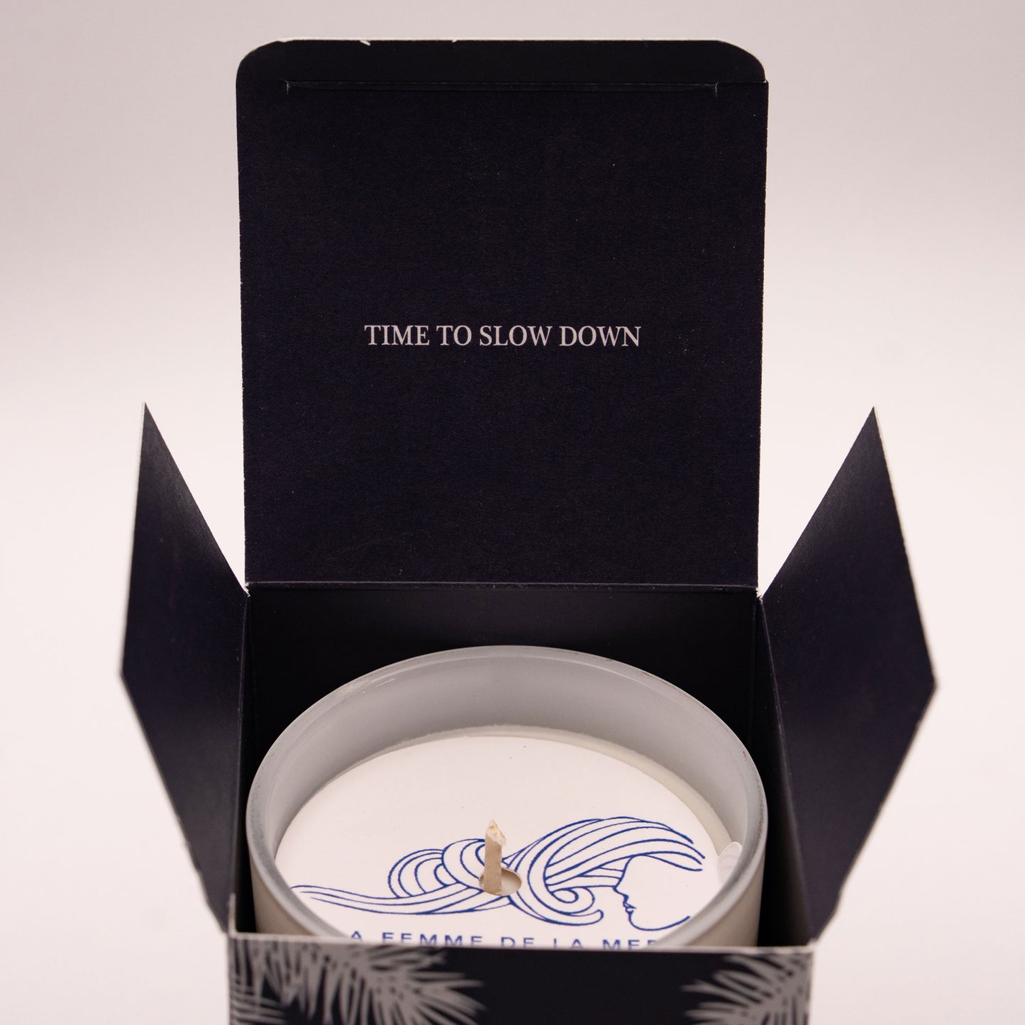 BLUE WINTER CANDLE "Time to slow down"